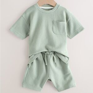 NEXT Textured Cotton Knit Tee & Shorts in Light Sage size 3-4T